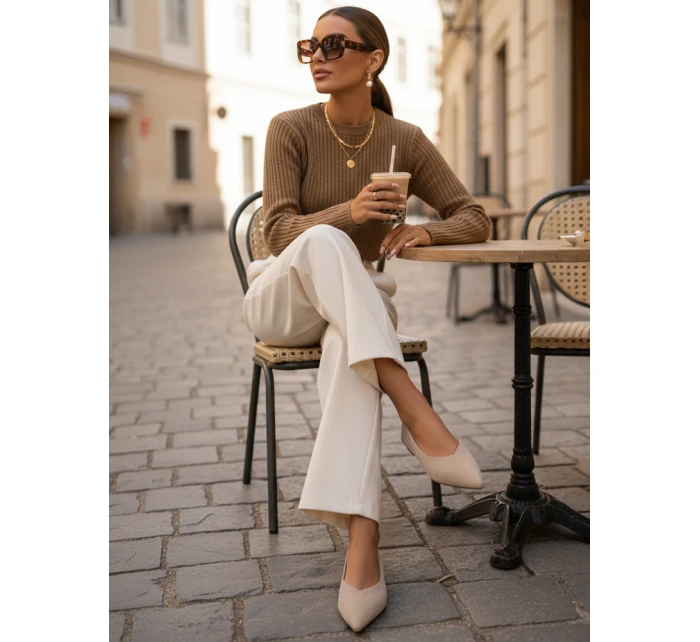 Dámske semišové baleríny so špicatou špičkou béžovej farby FashionStreet ZY1426