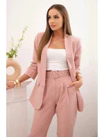 Elegantná súprava saka a nohavíc v púdrovo ružovej farbe