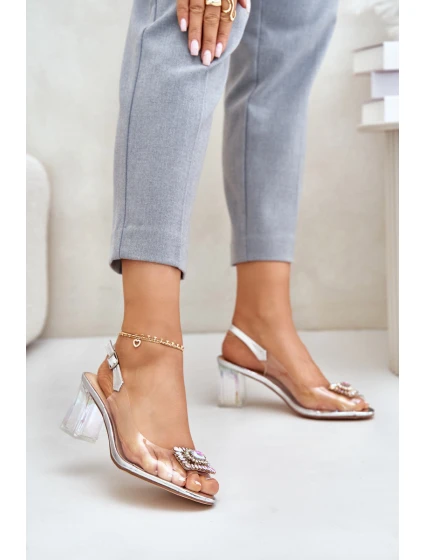 Průhledné sandály s broží na sloupku model 21675908 stříbrné - S.Barski