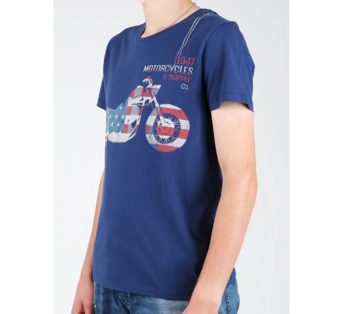 Tričko Wrangler S/S Biker Flag Tee W7A53FK 1F Tričko Wrangler S/S Biker Flag Tee W7A53FK 1F