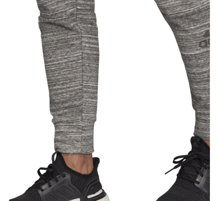 Dámske nohavice adidas Mel 7/8 FI4623 Dámske nohavice adidas Mel 7/8 FI4623