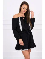 Šaty s otevřenými rameny a krajkou černé Šaty s otevřenými rameny a krajkou černé