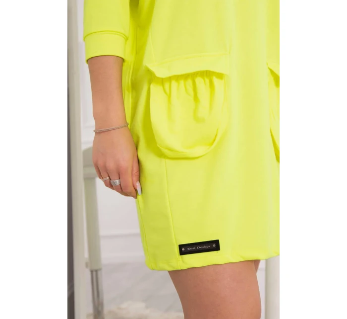 Šaty s kapucí žluté neonové