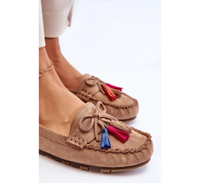Zamszowe Mokasyny Z Kokardą I Frędzlami Ciemnobeżowe Dorine Zamszowe Mokasyny Z Kokardą I Frędzlami Ciemnobeżowe Dorine