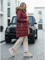 Dámská zimní bunda prošívaná s kapucí bordó Dstreet model 21990518 - FashionStreet