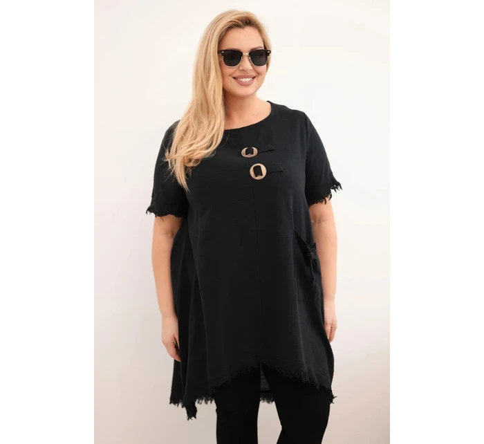 Dámske bavlnené šaty nadmernej veľkosti s predĺženým chrbtom a vreckom čierne