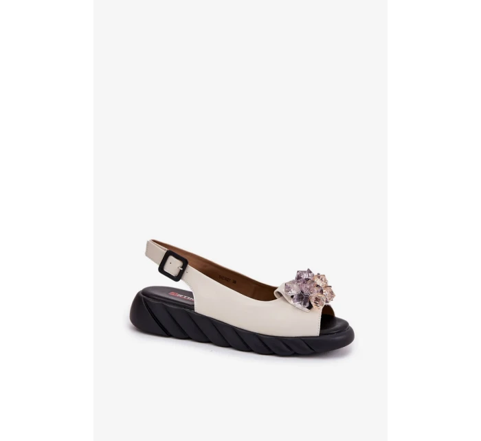 Sandále model 212904 Krok vo veľkom štýle Sandále model 212904 Krok vo veľkom štýle