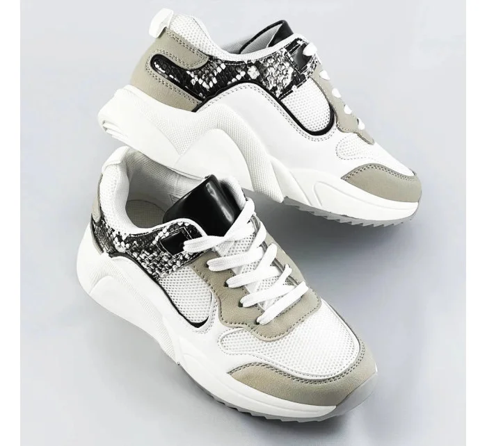 Bílé dámské sportovní boty model 17182435