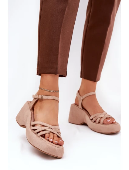 Sandály Na Platformě A Klínu Z Eko Semiše Béžové model 21687608 - Boto