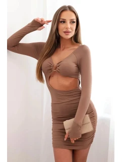 Dámske šaty s dlhým rukávom, rozparkom v páse a ťavím kruhom