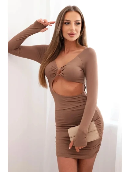 Dámske šaty s dlhým rukávom, rozparkom v páse a ťavím kruhom Dámske šaty s dlhým rukávom, rozparkom v páse a ťavím kruhom