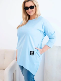Dámska blúzka v nadmernej veľkosti s dlhším chrbtom a dlhými rukávmi modrá