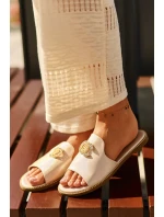 Eleganckie Klapki Damskie Błyszczące Z Ozdobą S.Barski KV27-050 Złote