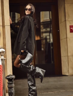 Ocieplane Kozaki Damskie Z Wywiniętą Cholewką Na Słupku Czarne Elivira