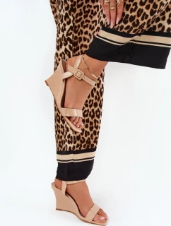 Model topánok na klinoch 210797 Krok v štýle