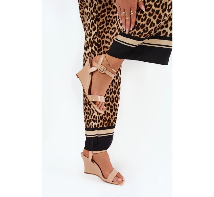 Model topánok na klinoch 210797 Krok v štýle