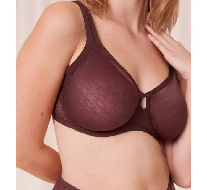 Triumph Signature Sheer W01 EX