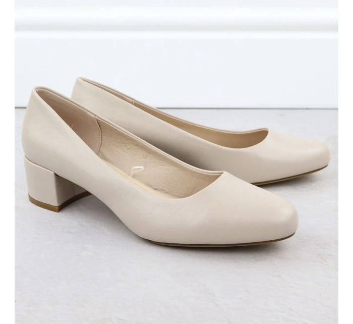 Béžové lodičky na klínku Sergio model 22013058 - LEONE