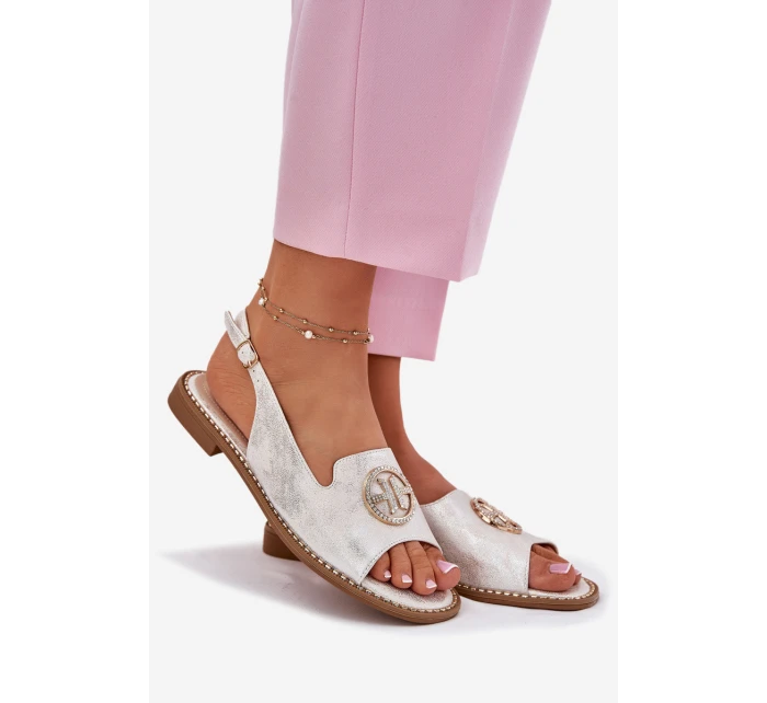 Dámské Sandály Na Plochém Podpatku S Ozdobou model 21698213 Stříbrné - S.Barski