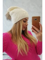 Fleecová čepice Sandra model 18750739 ecru - K-Fashion Fleecová čepice Sandra model 18750739 ecru - K-Fashion