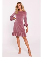 M825 Zamatové šaty s volánmi - krepová ružová