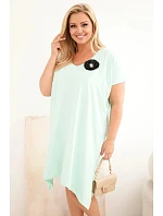 Dámske bavlnené šaty Plus Size s brošňou a výstrihom Mint