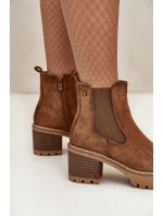 Dámské Zateplené Botky Na Podpatku Eko Semišové Hnědé model 21669073 - Boto Dámské Zateplené Botky Na Podpatku Eko Semišové Hnědé model 21669073 - Boto
