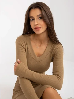 Sukienka EM SK model 19772292 ciemny bezowy - FPrice