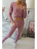 Sada s ozdobnými stuhami tmavo ružová