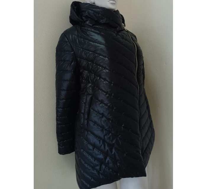 Dámská zimní bunda s kapucí  model 21471956 - Ptakmoda