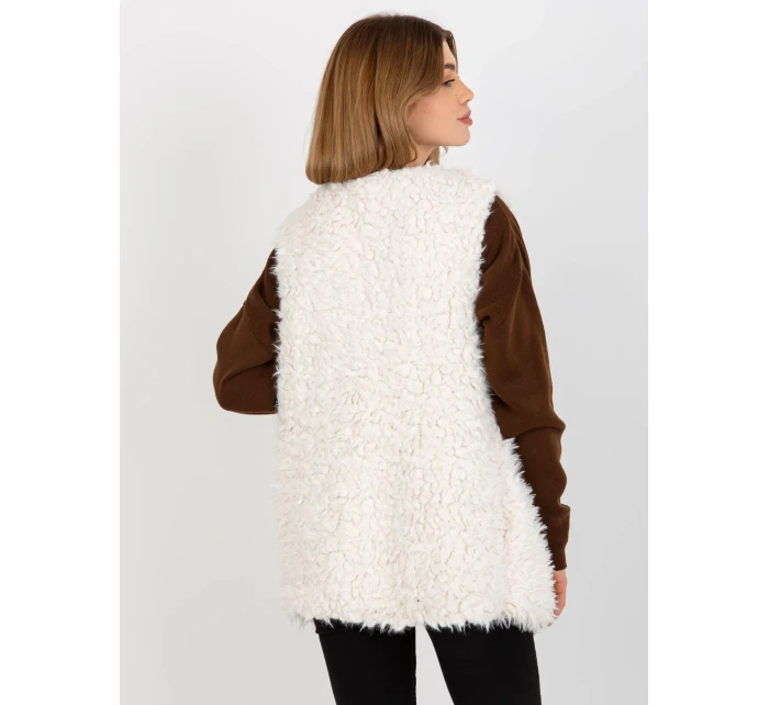 Vesta AT KZ model 17899656 bílá - FPrice