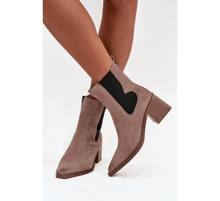 Topánky na podpätku model 222524 Krok vo veľkom štýle