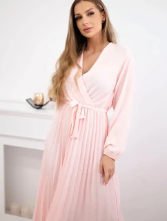 Šaty se  lemem pudrově růžová model 21908515 - K-Fashion