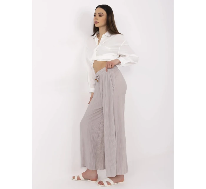 Spodnie model 21094404 beżowy - FPrice Spodnie model 21094404 beżowy - FPrice