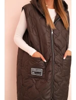 Dámská prošívaná vesta Plus Size s kapucí na zip mocca