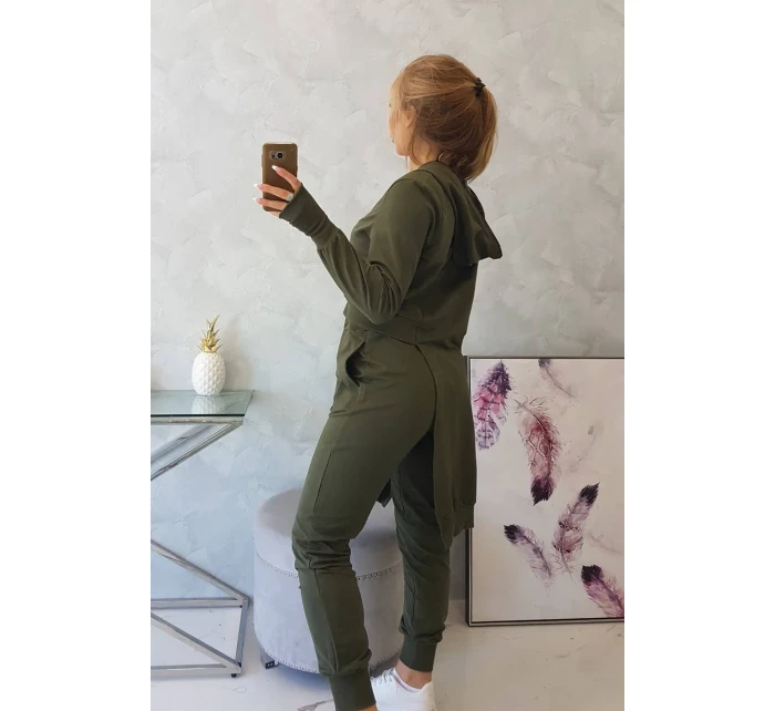 Sada mikín s dlhšou stranou khaki farby