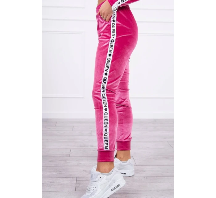 Velúrová súprava s nápisom Queen fuchsia