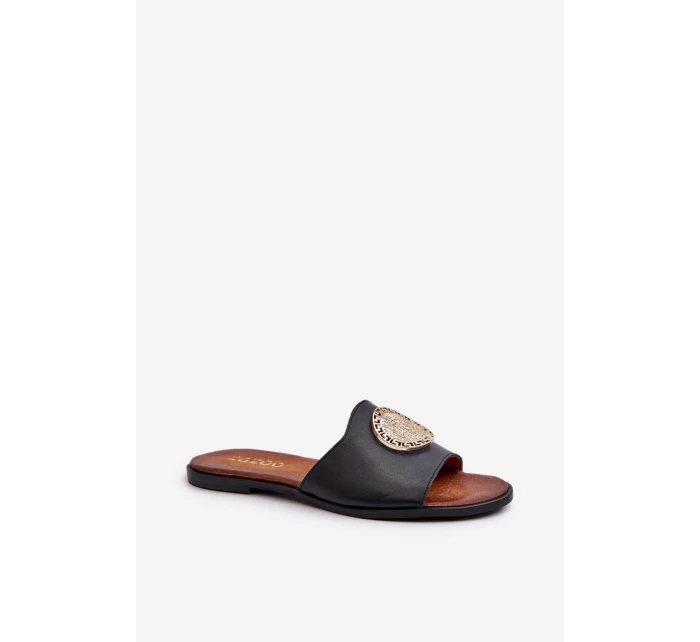 Zazoo 2938 Skórzane Klapki Na Płaskim Obcasie Z Ozdobą Czarne Zazoo 2938 Skórzane Klapki Na Płaskim Obcasie Z Ozdobą Czarne