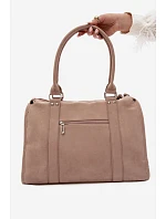 Velká kabelka z imitace semiše Béžová model 22220943 - Flora&Co Velká kabelka z imitace semiše Béžová model 22220943 - Flora&Co