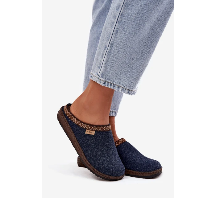 Dámské pantofle s výšivkou model 21725227 tmavě modré - Inblu