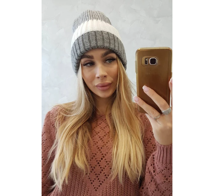 Fleecová čepice model 18751513 - K-Fashion Fleecová čepice model 18751513 - K-Fashion