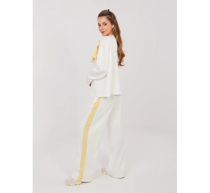 IT sada KMPL 22220.69 ecru IT sada KMPL 22220.69 ecru