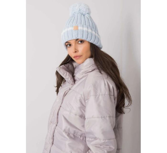 Dámska čiapka 92 svetlo modrá