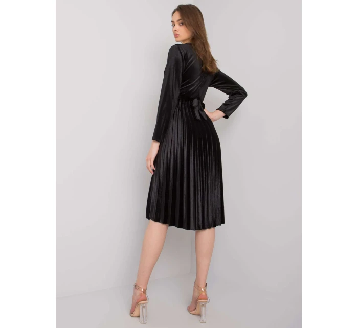 Šaty DHJ SK 15311.29P čierne Šaty DHJ SK 15311.29P čierne