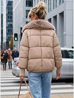 Dámska zimná prešívaná bunda s kožušinou, béžová, FashionStreet TY5816 Dámska zimná prešívaná bunda s kožušinou, béžová, FashionStreet TY5816