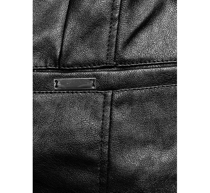 Krátka čierna bunda z ekologickej kože J Style (11Z8110)