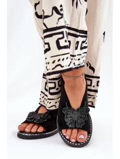 Dámské sandály na plochém podpatku s ozdobou černé model 21686832 - Boto