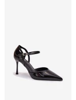 Lakované lodičky s páskem černé model 21788319 - Boto Lakované lodičky s páskem černé model 21788319 - Boto