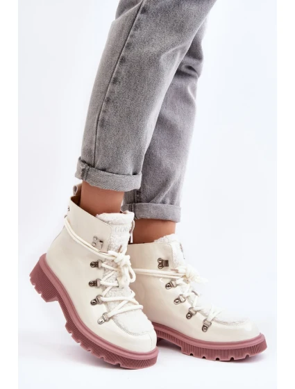 Horns model 190717 Krok v štýle