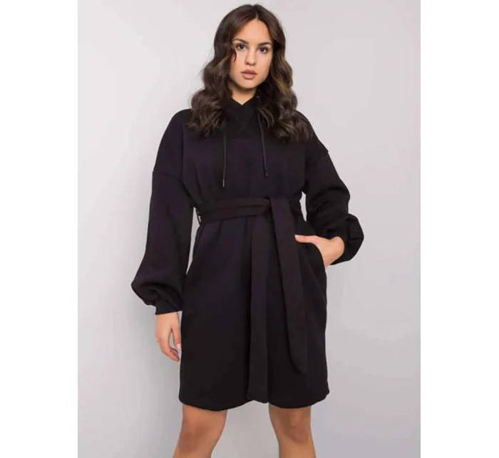 Čierne nadrozmerné teplákové šaty s opaskom (7253)